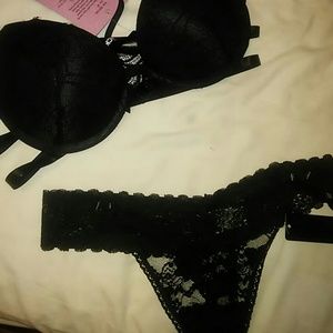 Bra and panties set